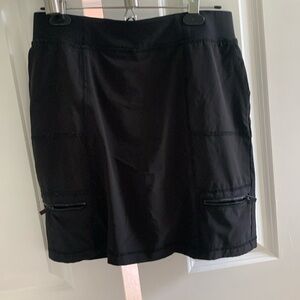 Chicos Size .5. black skort
